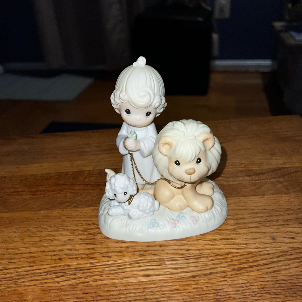 Precious Moments-Lion/Lamb-And A Child Shall Lead Them-Limited Edition